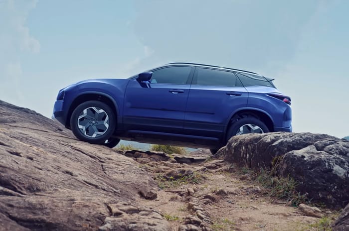 Tata Harrier EV offroad 